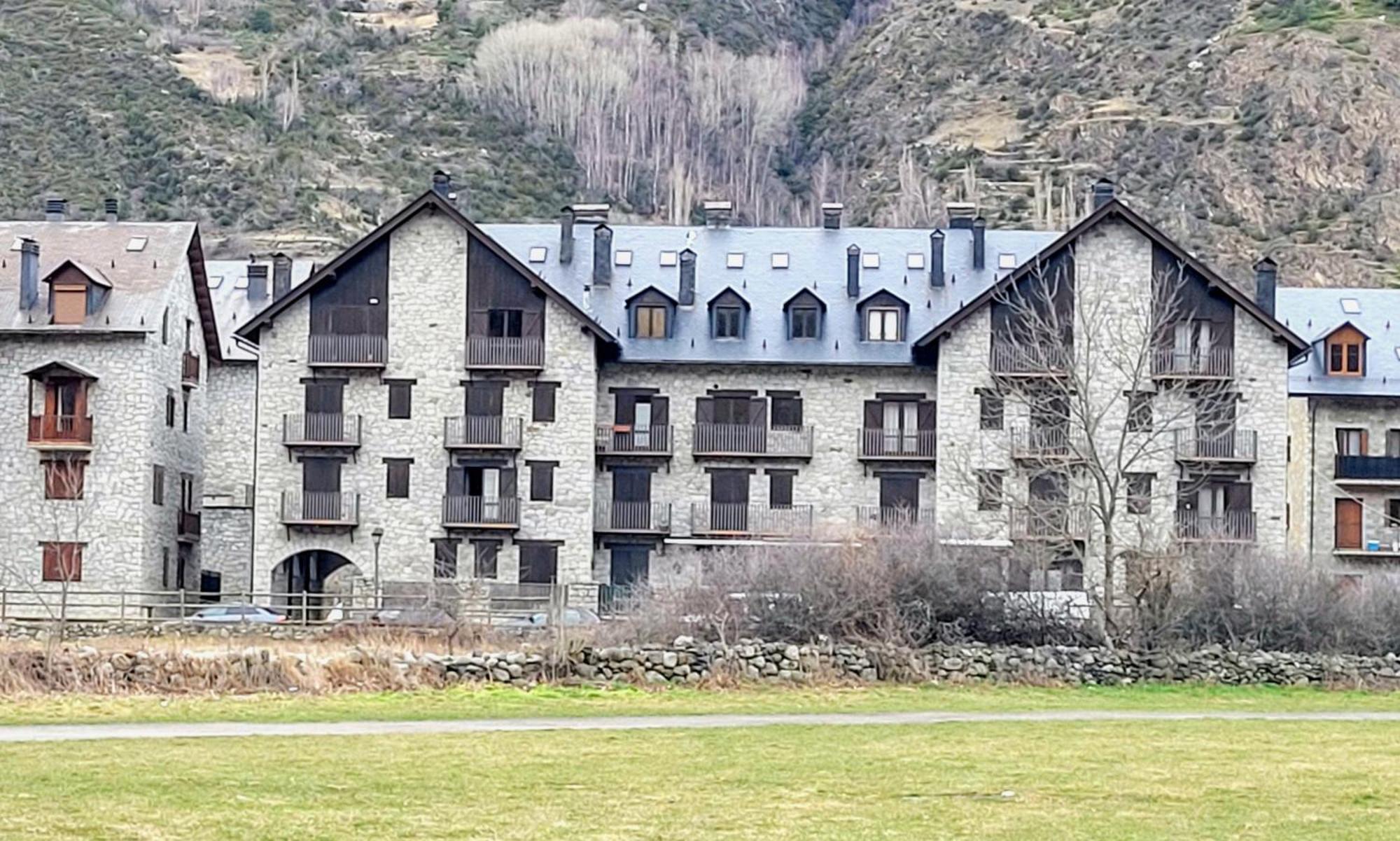 Apartamentos Nogueret Benasque Εξωτερικό φωτογραφία